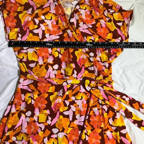 Nine West Floral Faux Wrap Dress in Vibrant Colors Size XL - Picture 6 of 6